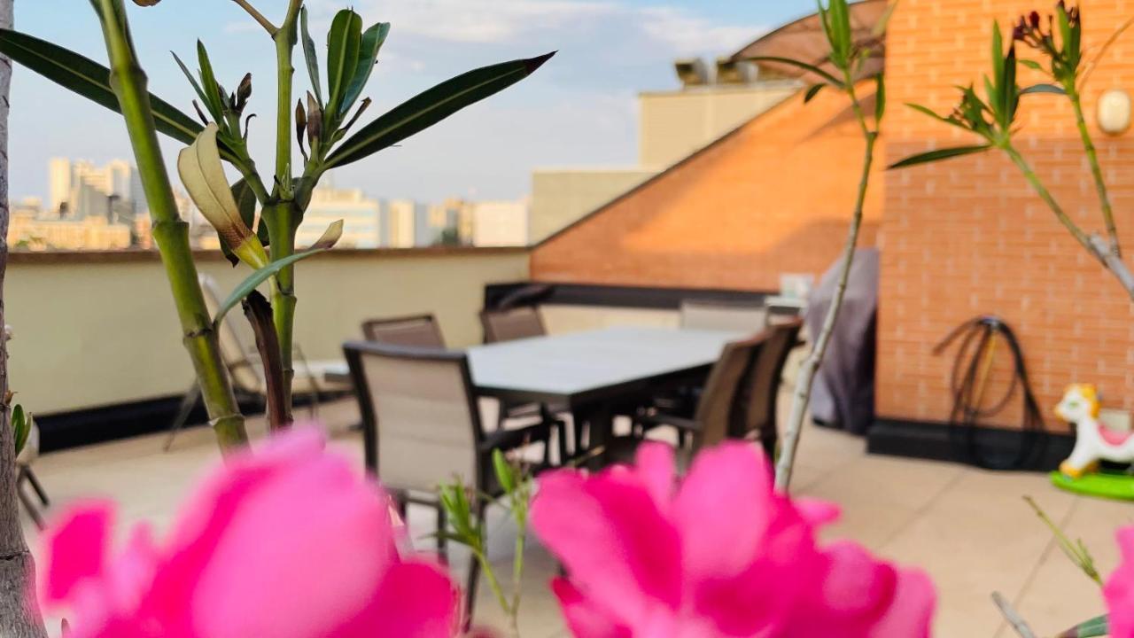 Bologna Holiday Inn Экстерьер фото